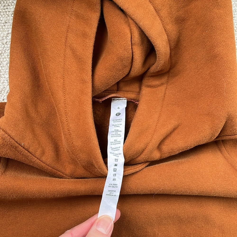 Lululemon cropped sweatshirt, 6 burnt orange - Picture 2 of 5